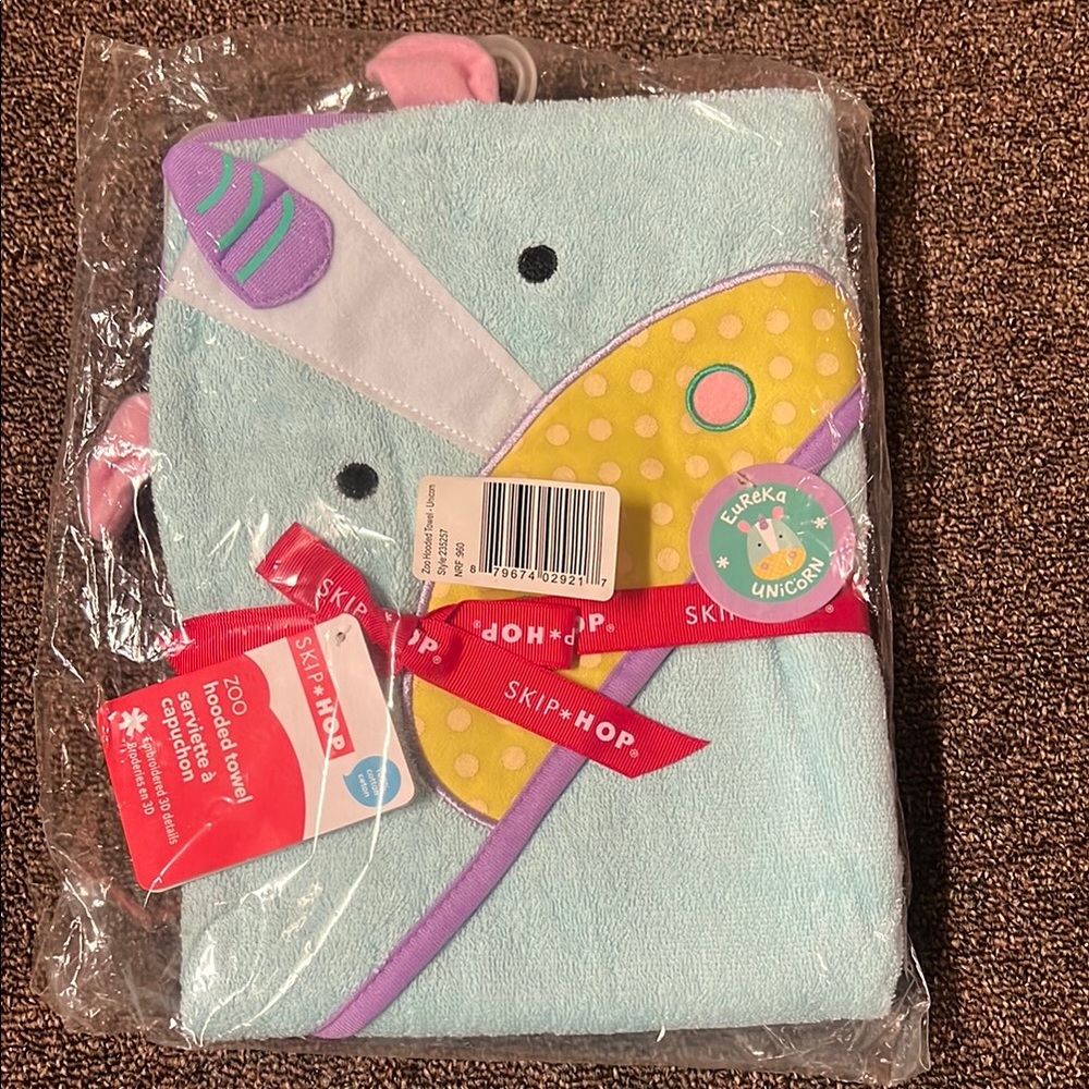 Skip Hop Light Blue Unicorn Hooded Towel with Yellow Accent